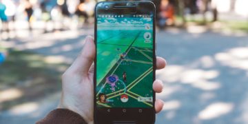 Enjoy greater game control with this iOS gamepad