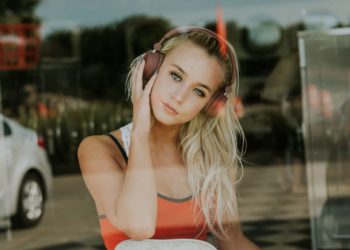 Jokowi declares fight against disseminators of fake news